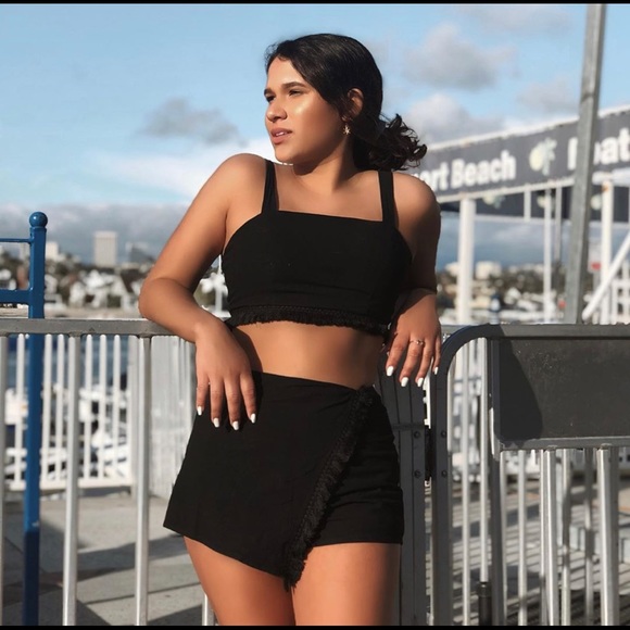 Dresses & Skirts - Shorts with a wrap ( SHORTS ONLY)